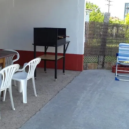 Casa 8 Con Jardin Terraza Y Barbacoa Holiday home *