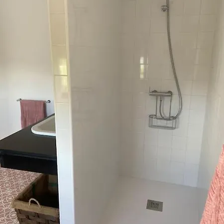 Casa 8 Con Jardin Terraza Y Barbacoa Hébergement de vacances *