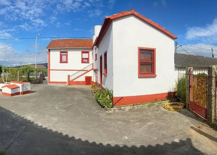 Casa 8 Con Jardín Terraza Y Barbacoa Сasa de vacaciones Sanxenxo